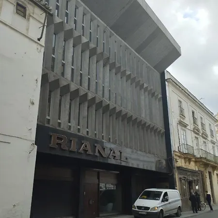 Atico Edificio Rianal * Jerez de la Frontera